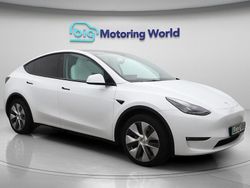 White Used 2022 Tesla Model Y SUV | £24,000 (Good price)