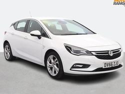 White Used 2016 Vauxhall Astra SRi Hatchback | £7,895 (Fair price)