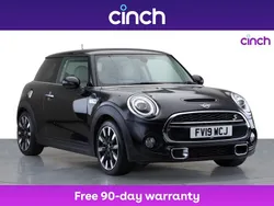 Black Used 2019 Mini Cooper S Comfort Hatchback | £13,899 (Fair price)