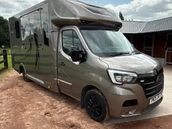 Bronze Used 2021 Renault Master Komfort Van | £37,995