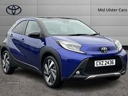 Green New 2025 Toyota Aygo X SUV | £17,295