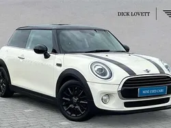 White Used 2018 Mini Cooper Hatch Hatchback | £13,333 (Fair price)