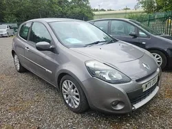 Grey Used 2011 Renault Clio II Dynamique Hatchback | £695 (Super price)
