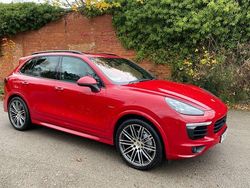 Red Used 2015 Porsche Cayenne SUV | £20,000 (Good price)