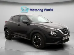 Black Used 2023 Nissan Juke N-Connecta SUV | £16,500 (Fair price)