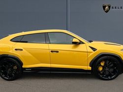 Nero helene Used 2022 Lamborghini Urus SUV | £229,995
