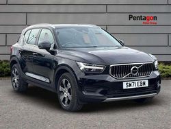 Black Used 2021 Volvo XC40 Inscription SUV | £20,950 (Fair price)