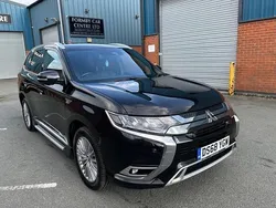 Black Used 2018 Mitsubishi Outlander P-HEV Estate | £8,700 (Fair price)
