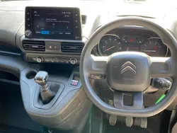 White Used 2022 Citroën Berlingo MPV | £9,895 (Good price)