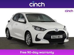 White Used 2023 Toyota Yaris Hybrid Hatchback | £15,949 (Good price)