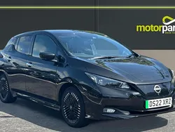 Midnight black metallic Used 2022 Nissan Leaf Tekna Hatchback | £11,500 (Fair price)