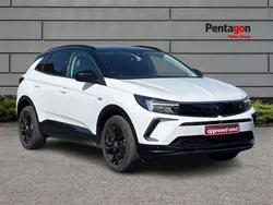 White Used 2022 Vauxhall Grandland X SRi SUV | £13,995 (Fair price)