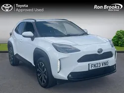 White Used 2023 Toyota Yaris Hybrid Design Hatchback | £21,721 (Expensive)
