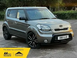 Silver Used 2011 Kia Soul 4 SUV | £3,490 (Good price)