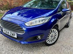 Blue Used 2015 Ford Fiesta Titanium Hatchback | £3,875 (Good price)