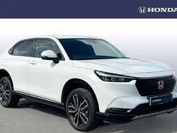 Metallic platinum white Used 2023 Honda HR-V Advance SUV | £22,173 (Fair price)