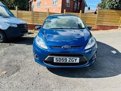 Blue Used 2010 Ford Fiesta Zetec Hatchback | £3,490 (Good price)