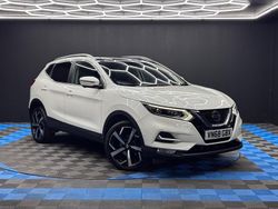 White Used 2018 Nissan Qashqai Tekna SUV | £8,990 (Fair price)