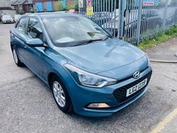 Blue Used 2017 Hyundai i20 SE Hatchback | £3,995 (Super price)