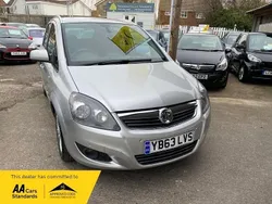 Silver Used 2013 Vauxhall Zafira Design Edition MPV | £2,995 (Good price)