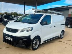 White Used 2020 Peugeot Expert Van | £7,850 (Good price)