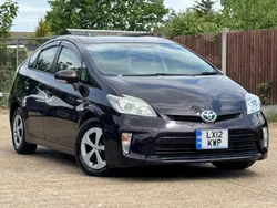 Black Used 2023 Toyota Prius Hatchback | £7,995 (Good price)