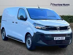 White Used 2024 Vauxhall Vivaro S Van | £18,850 (Fair price)