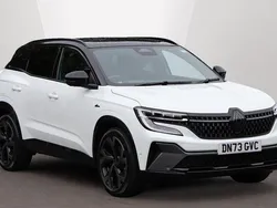 White/black Used 2024 Renault Austral Iconic Esprit Alpine SUV | £25,995 (Good price)