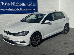 White Used 2020 VW Golf VII Edition Hatchback | £15,995 (Fair price)