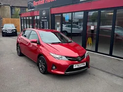 Red Used 2013 Toyota Auris Sport Hatchback | £5,295 (Fair price)