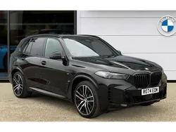 Black sapphire metallic paint New 2025 BMW X5 M Sport SUV | £75,995 (Fair price)