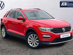 Red Used 2018 VW T-Roc SE SUV | £12,990 (Fair price)