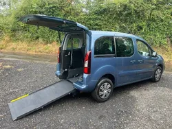 Blue Used 2019 Citroën Berlingo Feel MPV | £11,995 (Good price)