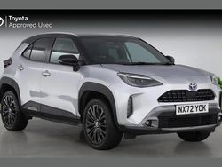 Silver Used 2022 Toyota Yaris Cross SUV | £20,463 (Fair price)