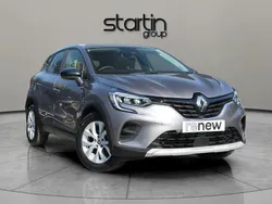 Grey Used 2022 Renault Captur Iconic SUV | £15,664 (Fair price)