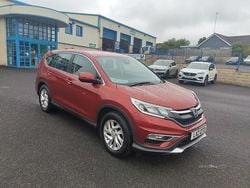 Red Used 2016 Honda CR-V SE SUV | £8,500 (A bit pricey)