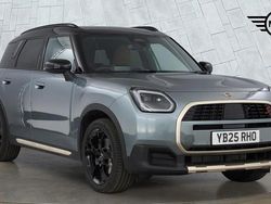 Green Used 2025 Mini Countryman SUV | £37,990 (Fair price)
