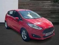 Red Used 2016 Ford Fiesta Zetec Hatchback | £5,999 (Fair price)