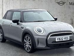 Moonwalk grey Used 2022 Mini Cooper Exclusive Hatchback | £18,118 (Fair price)
