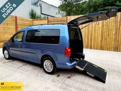 Blue Used 2018 VW Caddy Maxi Life Life MPV | £17,902 (Good price)