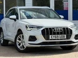 White Used 2019 Audi Q3 Sport SUV | £18,950 (Fair price)