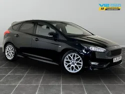 Black Used 2017 Ford Focus ST-Line Hatchback | £10,495 (Fair price)