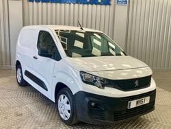 White Used 2019 Peugeot Partner MPV | £4,995 (Good price)