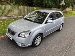 Silver Used 2010 Kia Rio 2 Hatchback | £1,750 (Good price)