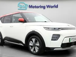 White Used 2021 Kia Soul EV 2 SUV | £14,100 (Fair price)