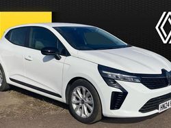 White Used 2024 Renault Clio V Evolution Hatchback | £14,361 (Good price)