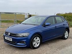 Blue Used 2019 VW Polo SE Hatchback | £12,399 (Fair price)