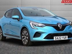 Used 2021 Renault Clio V Iconic Hatchback | £13,145 (Fair price)