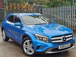 Blue Used 2014 Mercedes GLA200 SE SUV | £8,995 (Fair price)