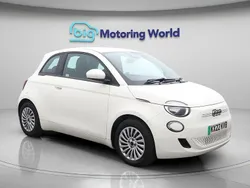 White Used 2022 Fiat 500e Action Hatchback | £10,000